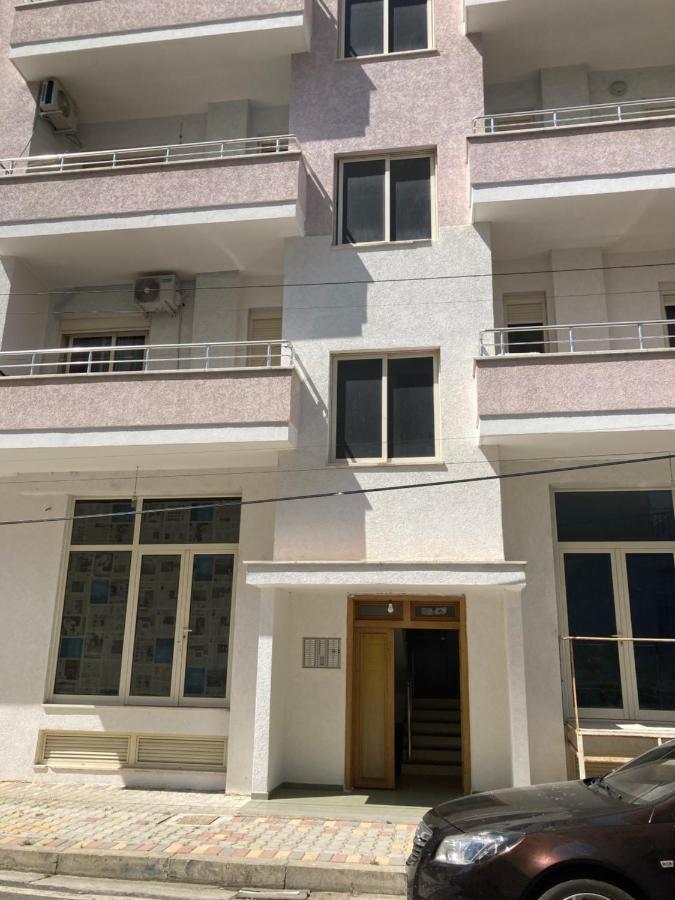 Lungomare Holiday Apartments Durres Exterior photo