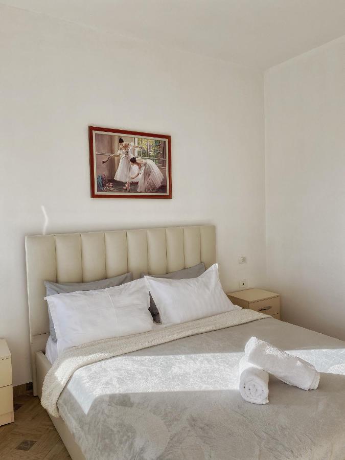 Lungomare Holiday Apartments Durres Exterior photo